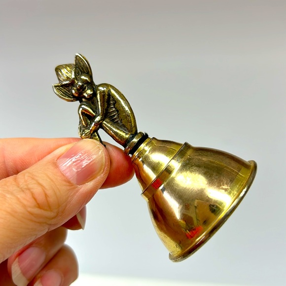 Vintage gold tone metal PIXIE/ELF 3”  bell - Picture 2 of 5